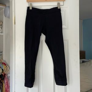 lululemon Inspire Crop